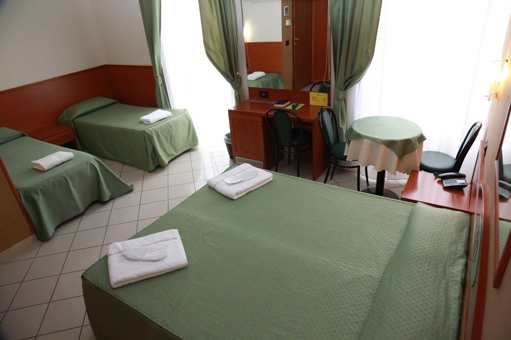 Hotel Dore Milánó Kültér fotó