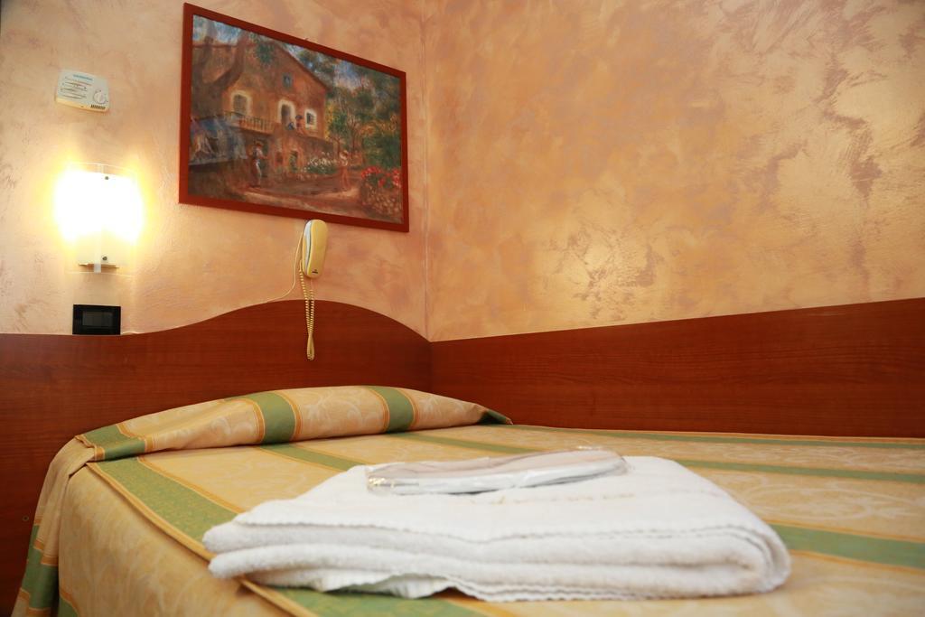 Hotel Dore Milánó Kültér fotó