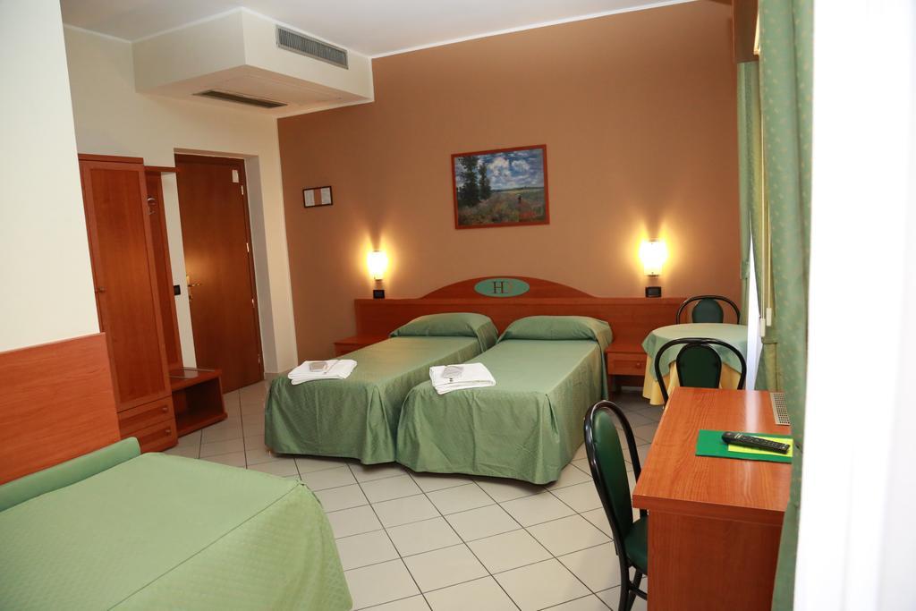 Hotel Dore Milánó Kültér fotó