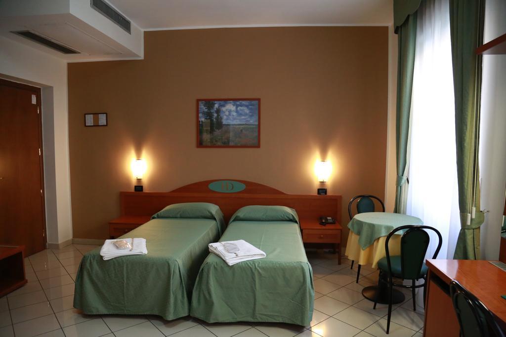 Hotel Dore Milánó Kültér fotó