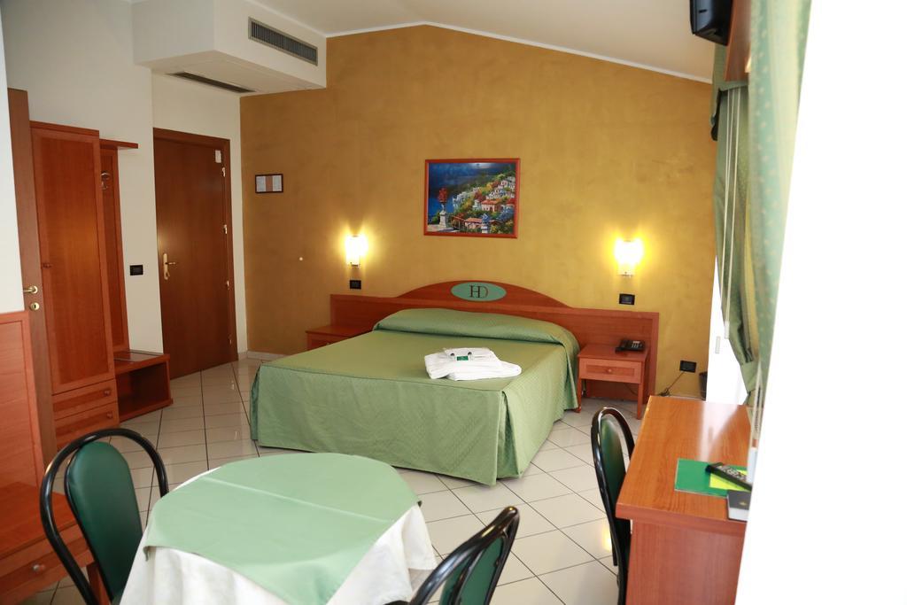 Hotel Dore Milánó Kültér fotó