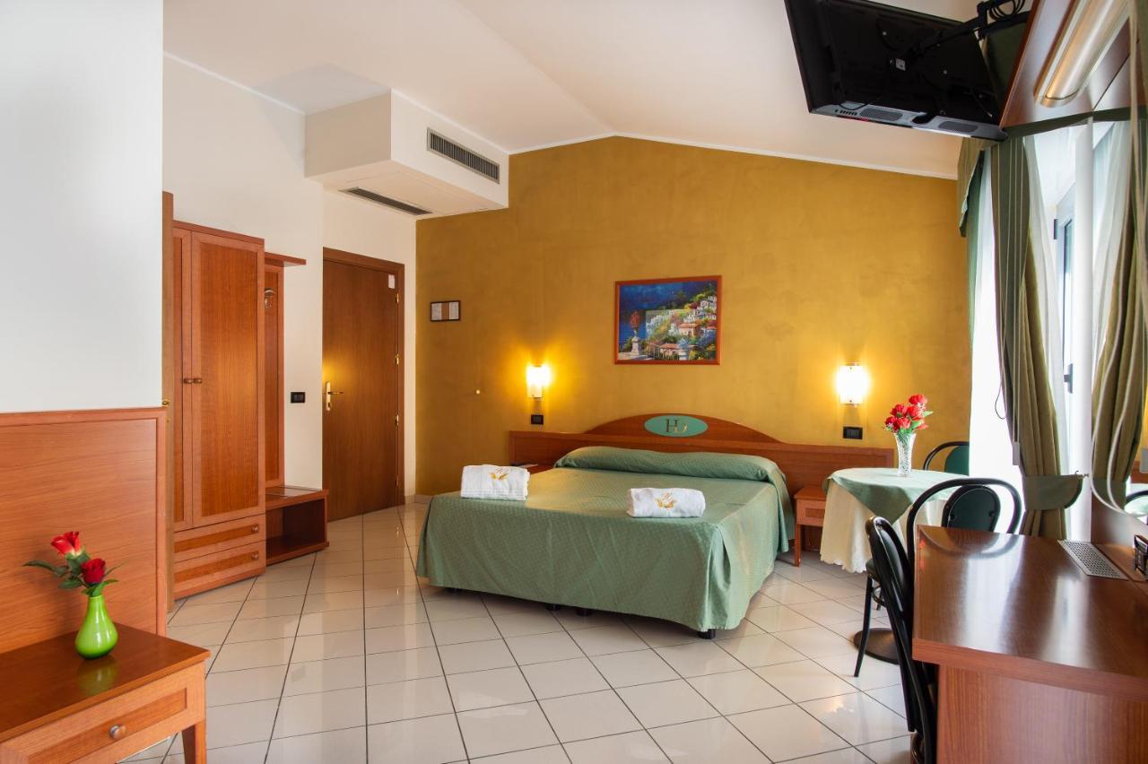 Hotel Dore Milánó Kültér fotó