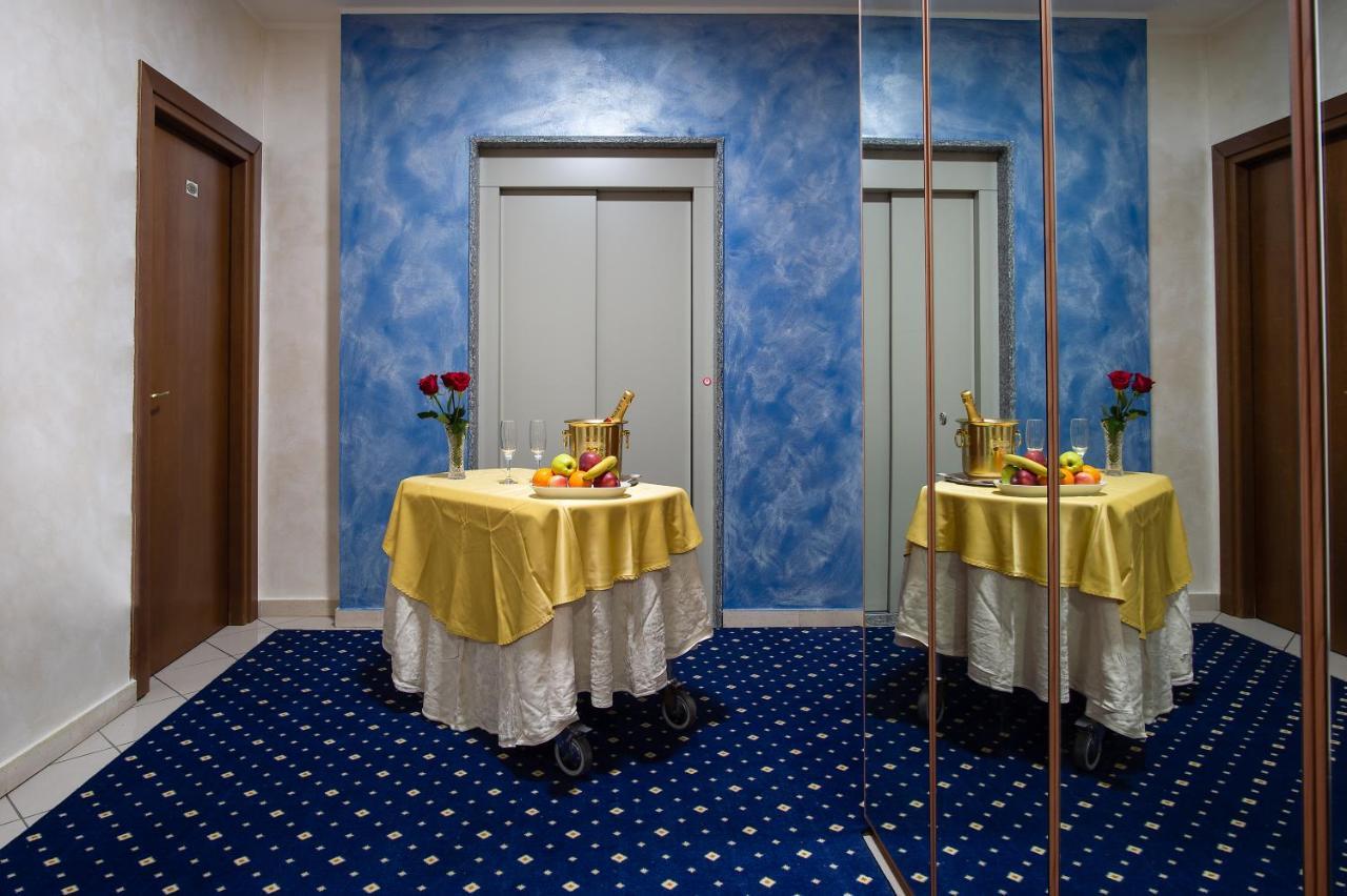 Hotel Dore Milánó Kültér fotó